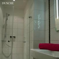 Dusche.jpg